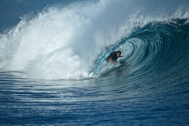 39-surf-break-Tavarua-Island-Fiji